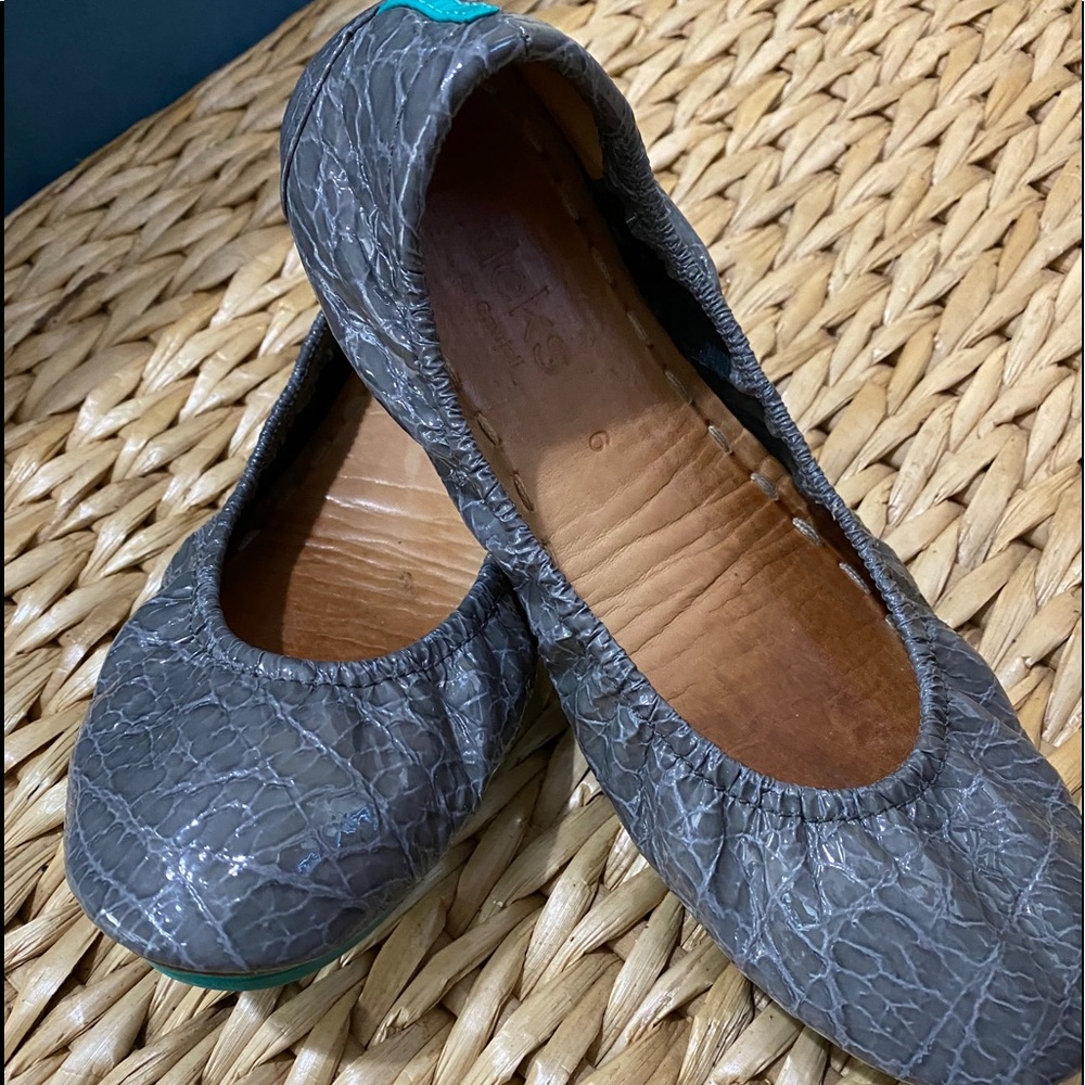 TIEKS Slate Grey Croc - Sz 6